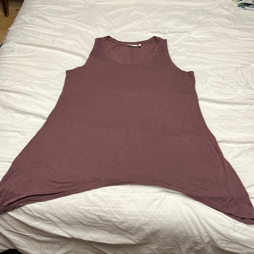 Logo layers tank top